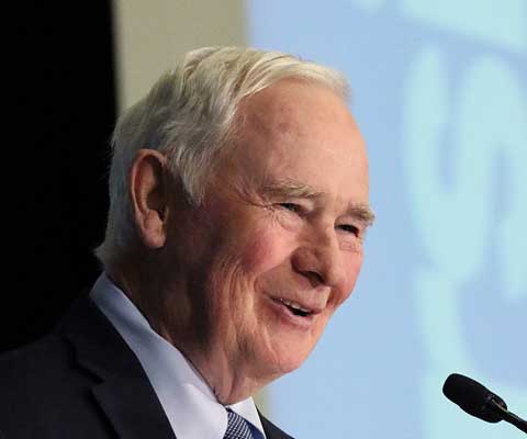 Son Excellence le très honorable David Johnston Gouverneur général du Canada donne une allocution.